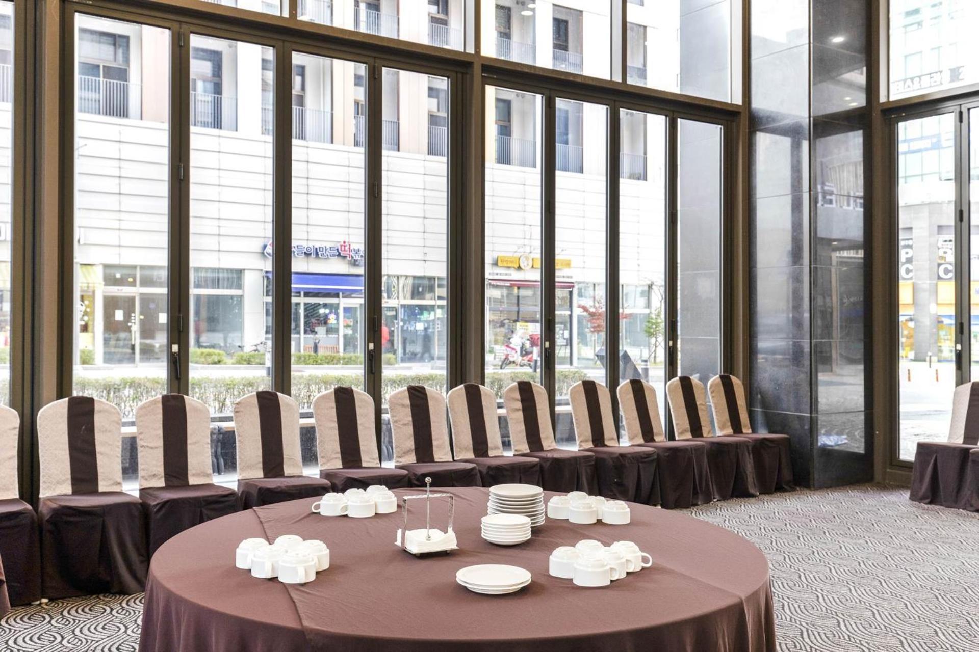 Hotel Elora Suwon Eksteriør billede